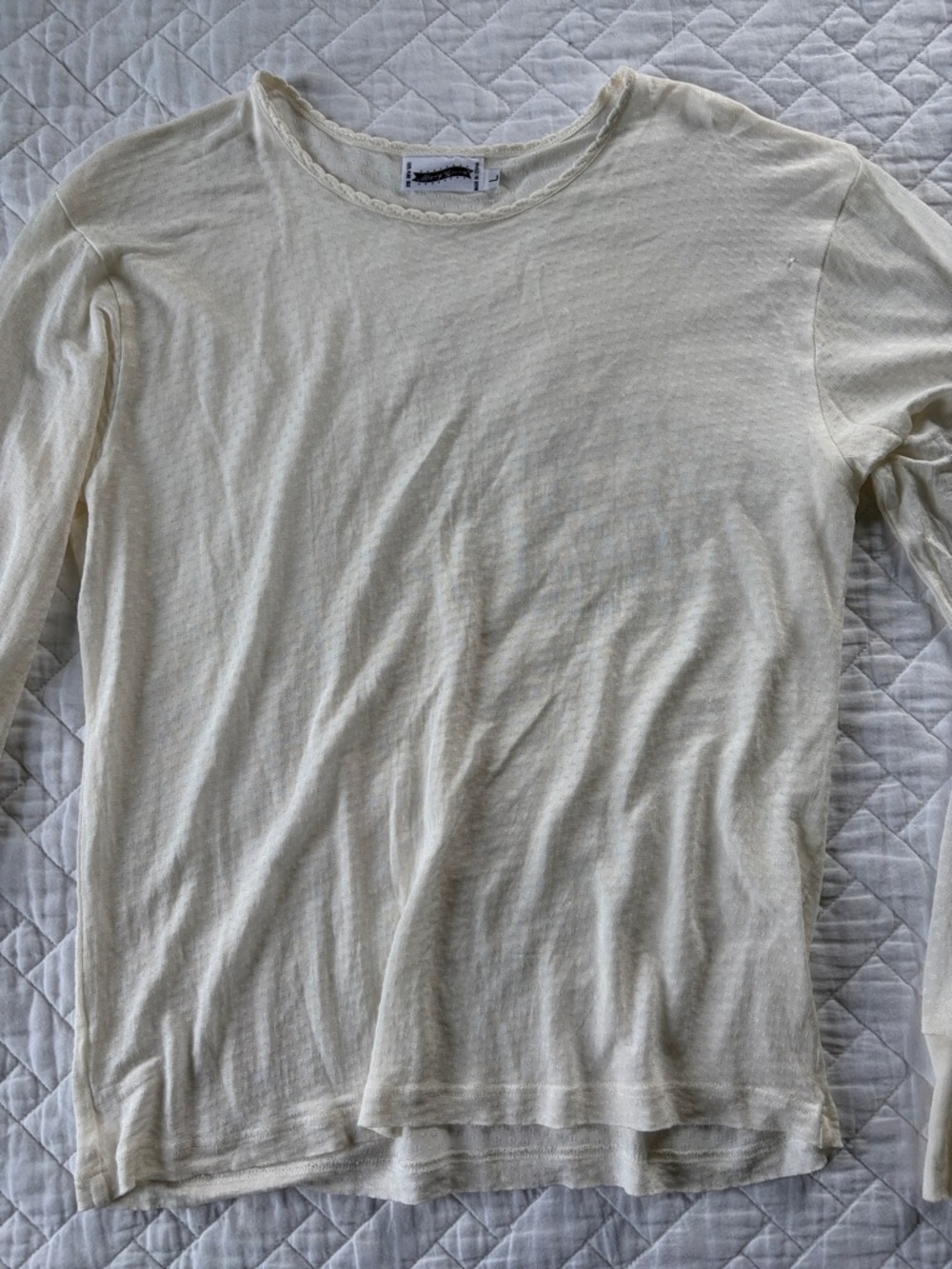 Vintage 100% silk lightweight textured semi sheer soft long sleeve top